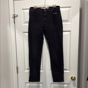 Classic Black Slim Fit Jeans for Men